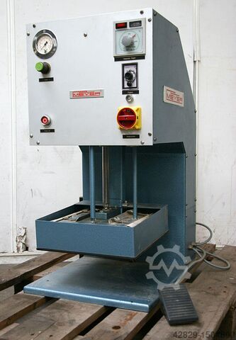 Embossers Meyer APV 2525