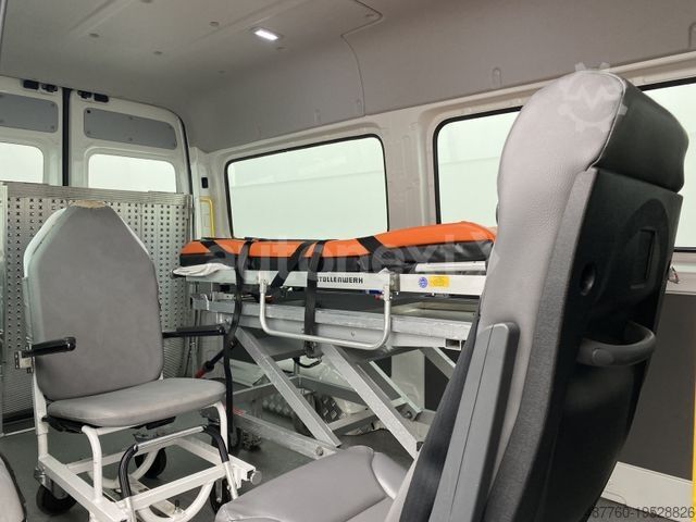 Vatrogasno vozilo VOLKSWAGEN Crafter 35 Aut. KTW Krankentransport Liege+Trage