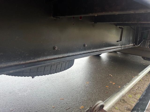 Przesuwne plandeki Kögel 3 ass mega oplegger