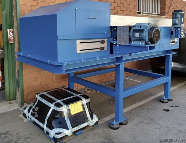 Odlučovač vířivých proudů NE MetalSelect ECS 500