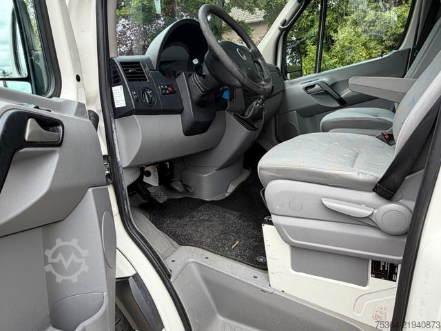 Minibus VOLKSWAGEN Crafter 2.5 Tdi Maxi 9Sitze Schiebetür Klima Pdc