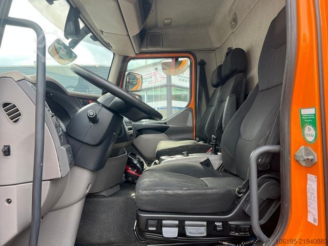 Vrachtwagen met kraanopbouw DAF LF 230*Palfinger Kran PK5.501 Solid+Funk+Greifer