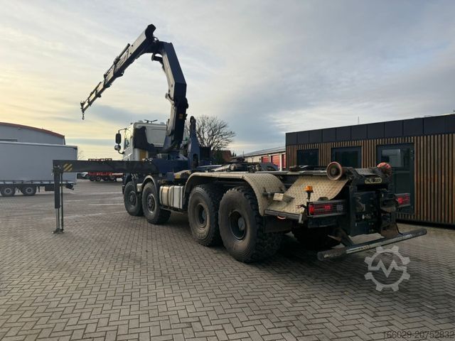 Kroghejselastbil TATRA Phoenix 8x8 Paflinger Kran Hakengerät