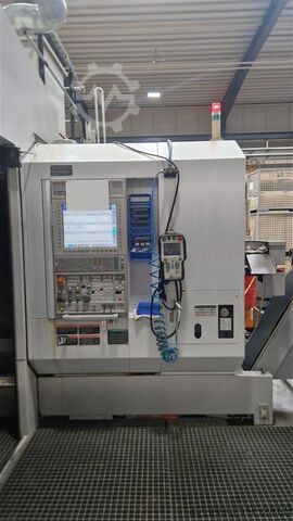 Centro di tornitura e fresatura CNC MORI SEIKI NZ 2000 T3Y2 & Lehmann-Robot