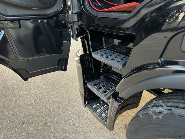 τυπικός οδικός ελκυστήρας Iveco Stralis Hi Wai 510