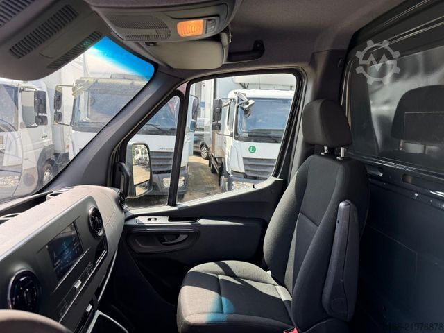 Furgão fechado MERCEDES-BENZ SPRINTER 316 CDI Koffer 4,40 m LBW 0,75 T*KLIMA
