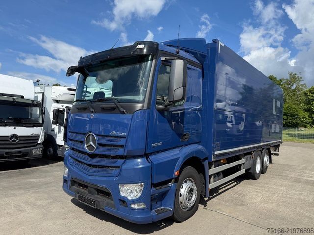 Dryckeslastbil MERCEDES-BENZ ACTROS 2548 L Getränkekoffer 7,7 m LBW 2 T*LENK