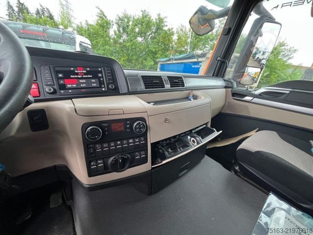 Tractor unit MAN TG-S 18.460 4x4 LOF SZM org LOF Umbau