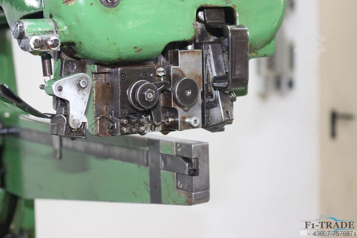 Draadstikmachine met lange arm Polygraph 781