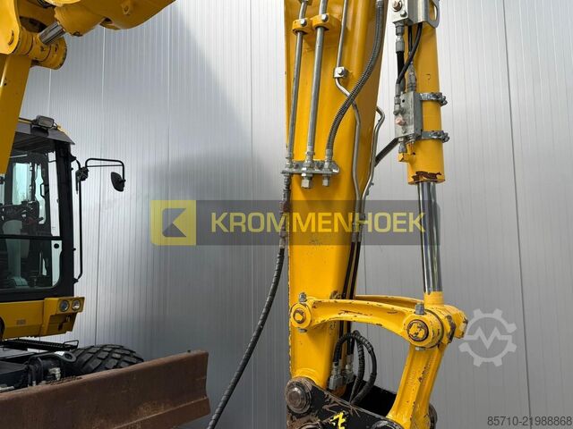 Gravemaskine på hjul Komatsu PW 98 MR-10