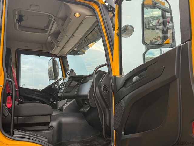 Tippbil IVECO X WAY 480* KIPPER * 8x4 * TOPZUSTAND