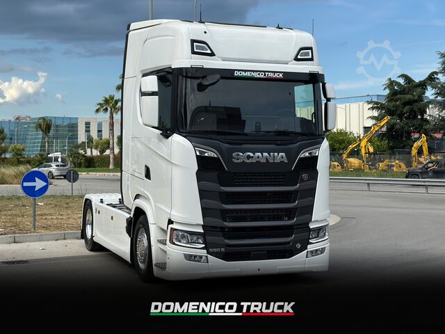 Standart çekici ünitesi SCANIA 590S FULL PNEUMATIC