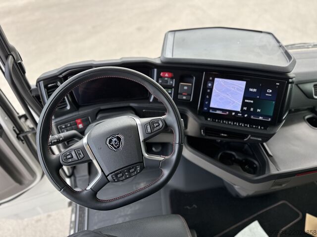 Standart çekici ünitesi SCANIA 590S FULL PNEUMATIC