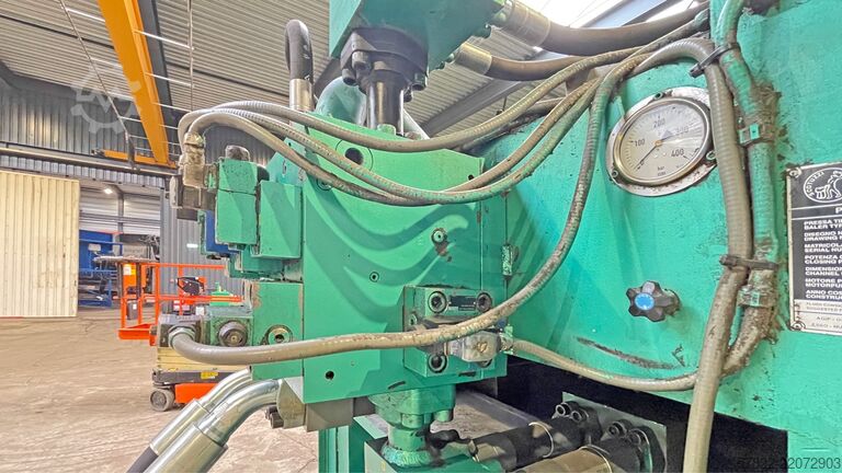 Balička s lisovací silou 200 t, velký formát MACPRESSE 112