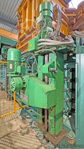 Balička s lisovací silou 200 t, velký formát MACPRESSE 112