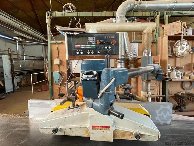 SCM T130 SCM T130