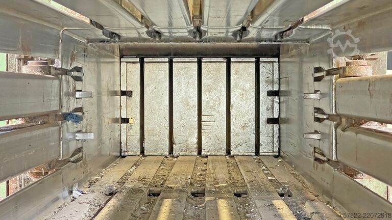 Pressa per balle 45 kW, forza di pressatura 60 t, con nastro trasportatore Bollegraaf HBC 60