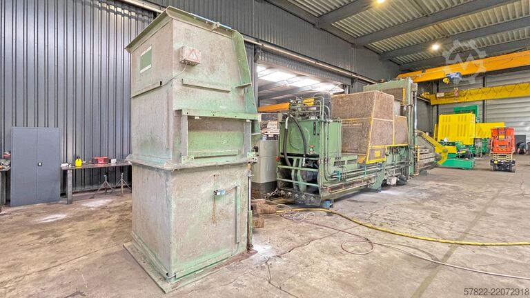 Pressa per balle 45 kW, forza di pressatura 60 t, con nastro trasportatore Bollegraaf HBC 60