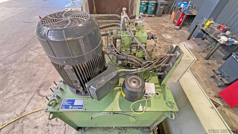 Pressa per balle 45 kW, forza di pressatura 60 t, con nastro trasportatore Bollegraaf HBC 60