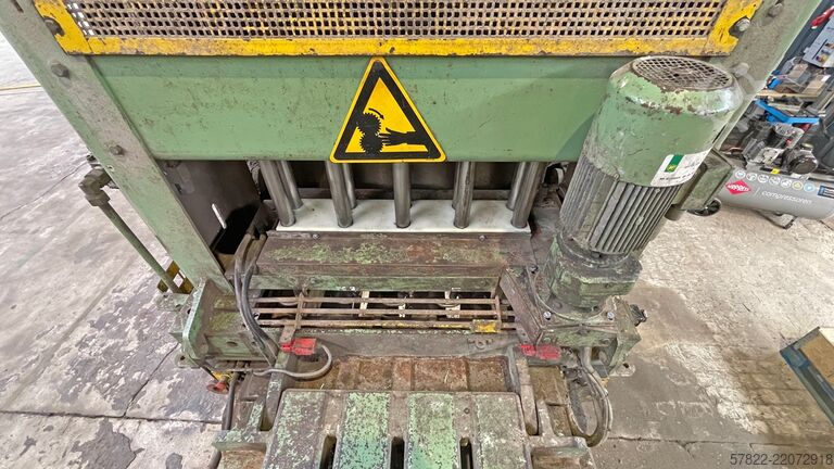 Pressa per balle 45 kW, forza di pressatura 60 t, con nastro trasportatore Bollegraaf HBC 60