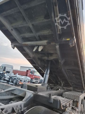 Camión volquete trilateral MERCEDES-BENZ Arocs 4145 / 8X4 / Retarder / Meiller BORDMATIK