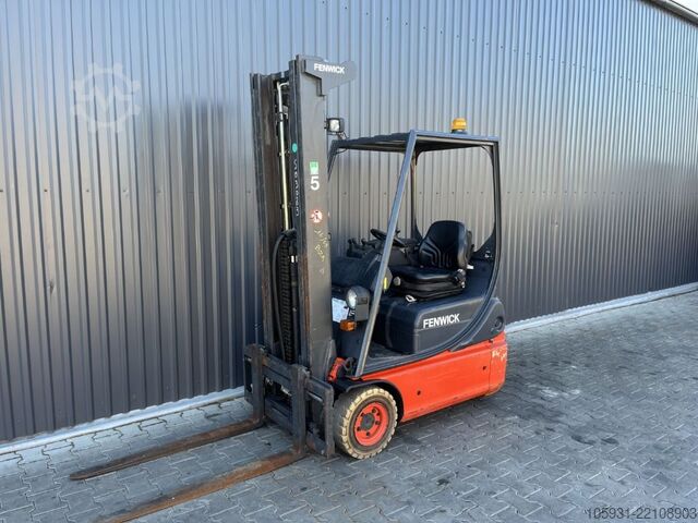 Elektrisk 3 -hjulet gaffeltruck Linde E14-02