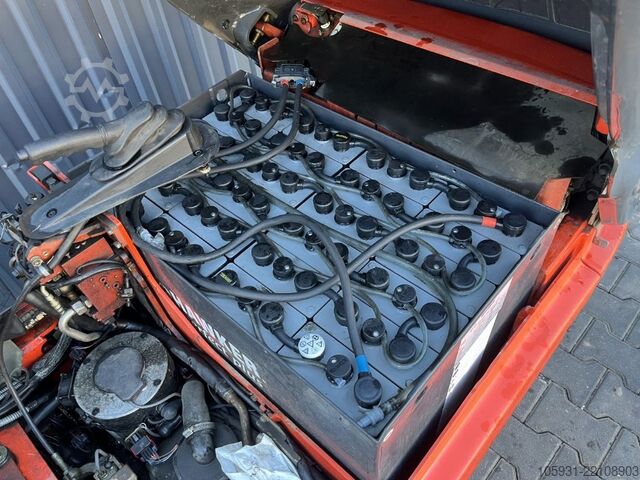 Elektrisk 3 -hjulet gaffeltruck Linde E14-02