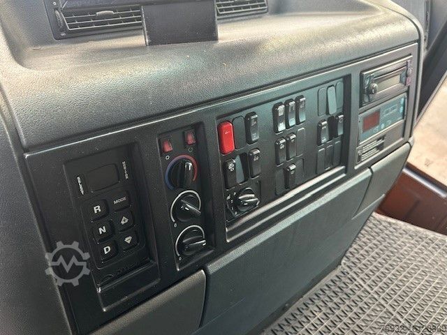 Vuilniswagen MERCEDES-BENZ ECONIC 2633 HN TERBERG 1. D- kommunale Hand