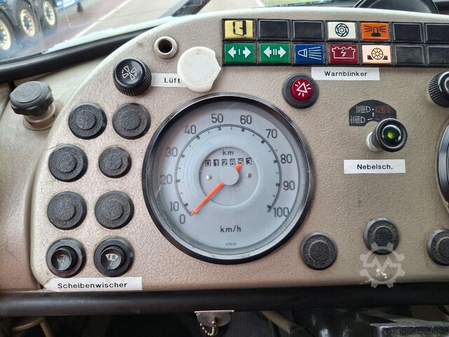 Tűzoltóautó MERCEDES-BENZ LAF 1113