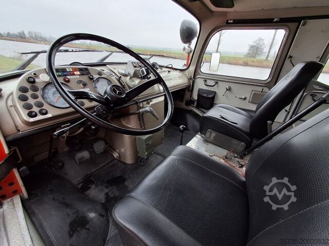 Tűzoltóautó MERCEDES-BENZ LAF 1113