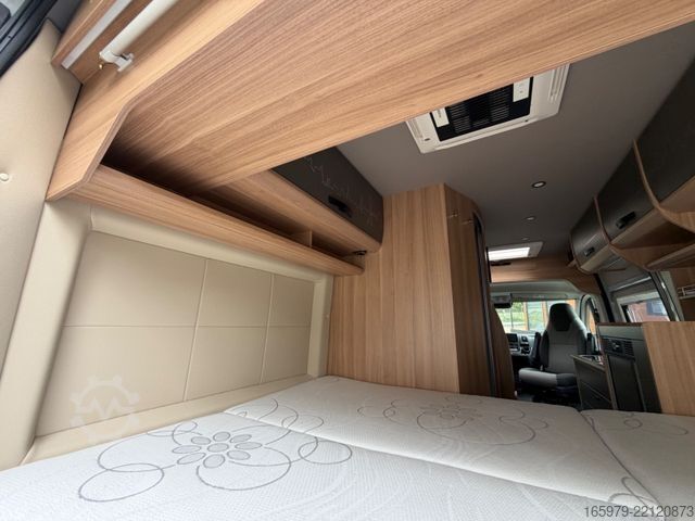 Karavan  BRAVIA
