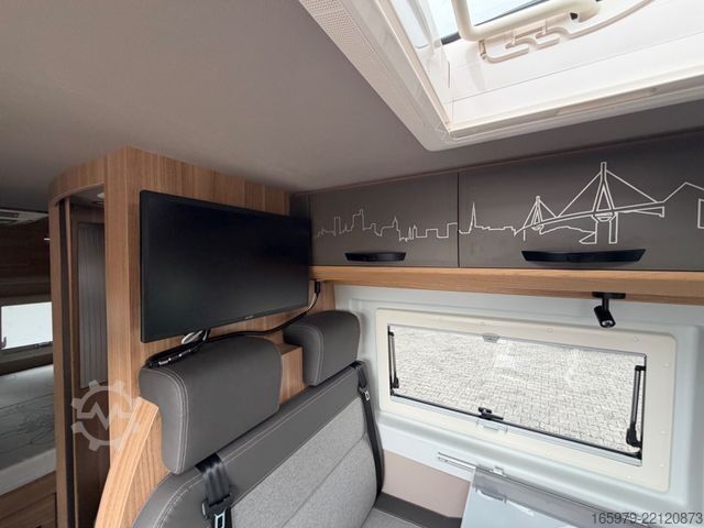 Karavan  BRAVIA