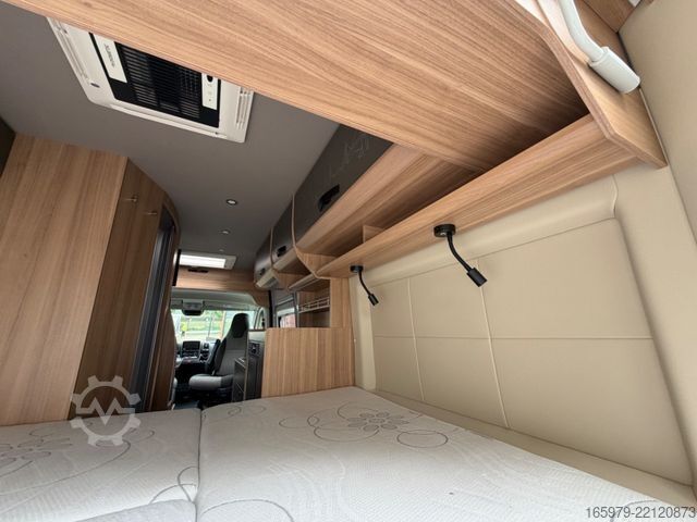 Karavan  BRAVIA