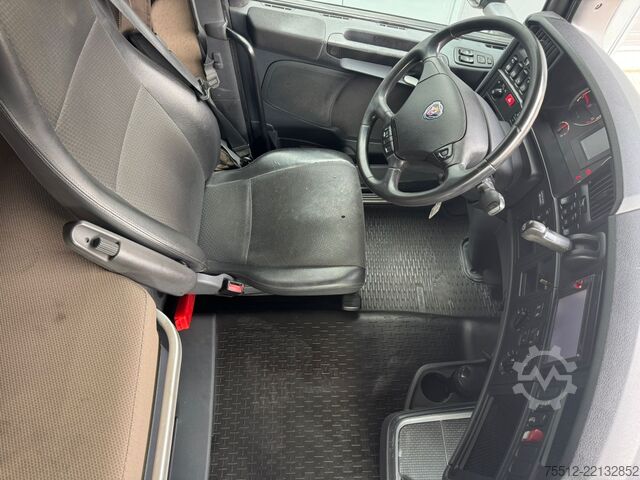 Padrão-SZM Scania R440 / 6X2 / Ad Blue / Euro 5 / TUV:2-2027 / Be...