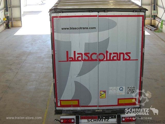 Nyitott ponyvás félpótkocsi Schmitz Cargobull Curtainsider Standard
