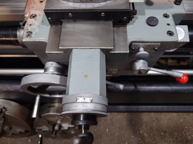 Soustužnický soustruh s mezerovým ložem Huvema Lathe 560 x 2000