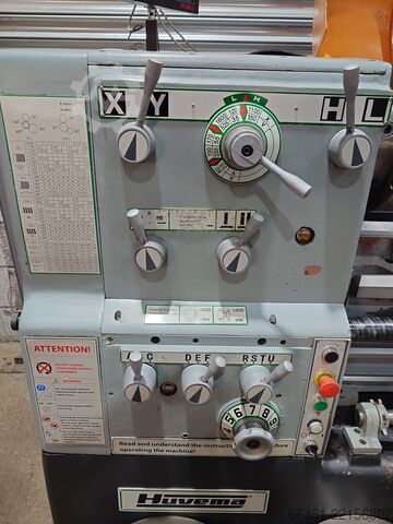 Soustužnický soustruh s mezerovým ložem Huvema Lathe 560 x 2000