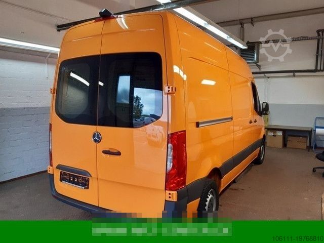 Minibüs MERCEDES-BENZ Sprinter III FWD 211/214 CDI FWD L2H2 KAMERA