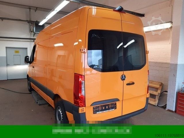 Minibüs MERCEDES-BENZ Sprinter III FWD 211/214 CDI FWD L2H2 KAMERA
