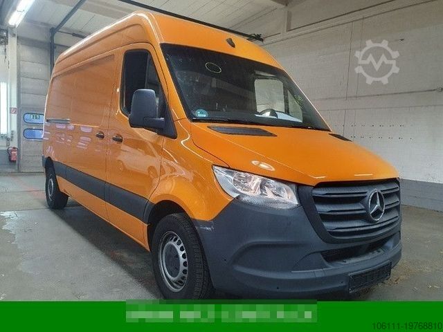 Minibüs MERCEDES-BENZ Sprinter III FWD 211/214 CDI FWD L2H2 KAMERA