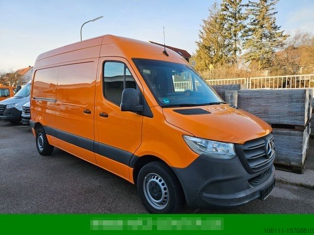 Minibüs MERCEDES-BENZ Sprinter III FWD 211/214 CDI FWD L2H2 KAMERA