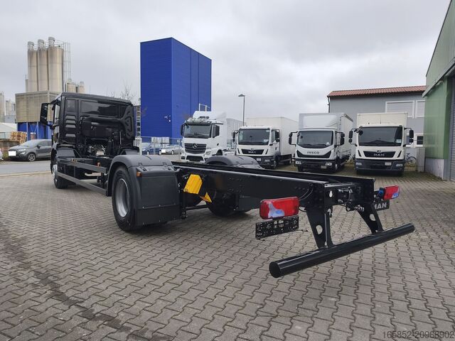 Chassis cabine MAN TGM 18.320 4x2BL CH Fahrgestell Euro 6 Rechtsle...