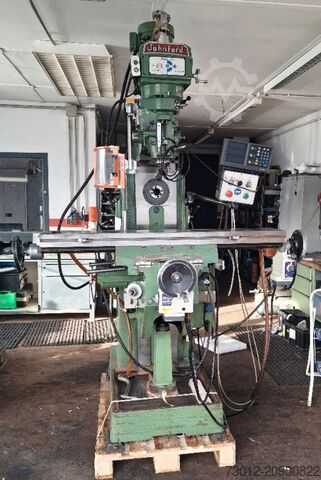 Centru de strunjire și frezare CNC JOHNFORD 5 VH