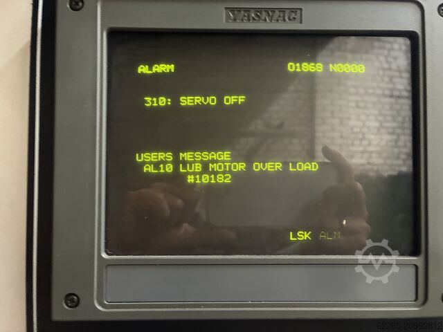 Vertikales Bearbeitungszentrum Hyundai SPT-V30T