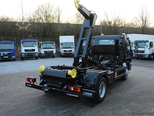 Hakowiec Fuso Canter FUSO 9C18  City Abrollkipper Hooklift Black Edition