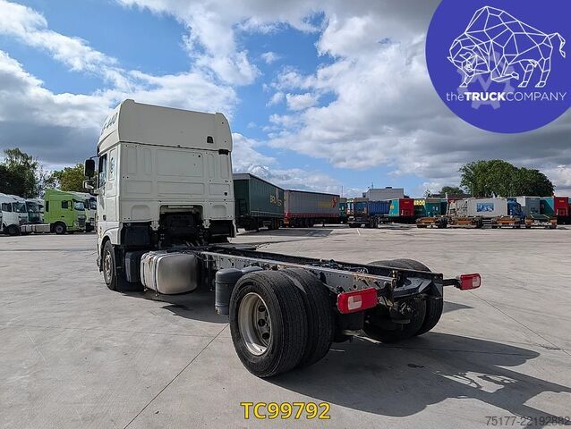 Șasiu cu cabină DAF XF 440