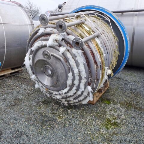3690 liter verwarmbare/koelbare reactor gemaakt van V4A met ankerroerwerk  