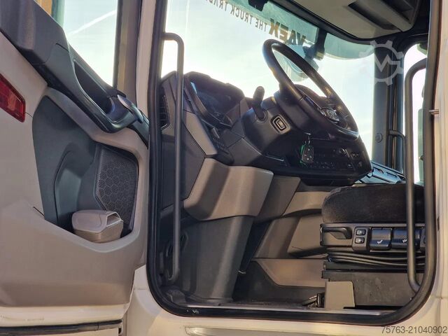 Standard-SZM Scania R530 V8 NGS Highline 6x2 - 2.95 WB - Full air -...