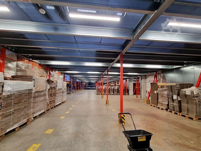 Plataforma de armazenamento 2 Storage Platforms 60 x 10 m & 38,6 x 10 m