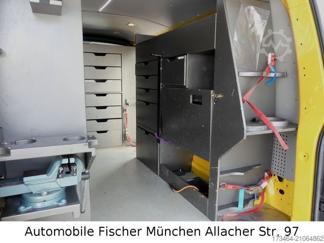 Furgone VOLKSWAGEN T6 Transporter Kasten lang 3,2t*Regale*SHZ.